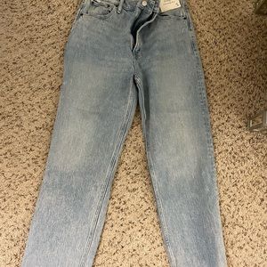 Ultra high rise “90’s” straight size 29